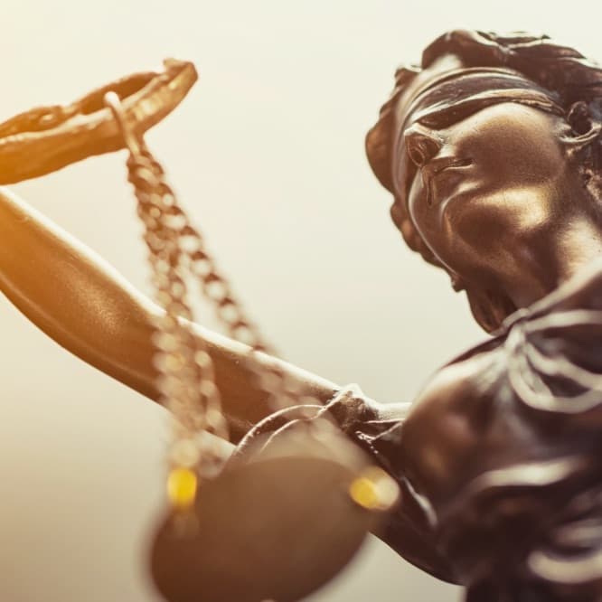 Finding the best financial capital and business lawyer